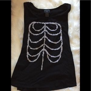 Ribcage Tank